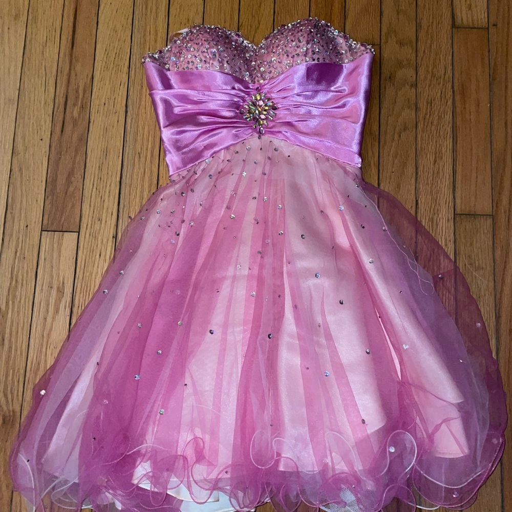 Prom Dress - Picture 2 of 10